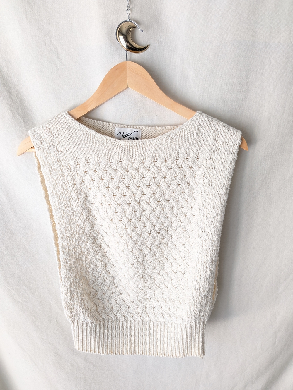 Chic Vintage Cream Knit Sleeveless Crewneck Sweater